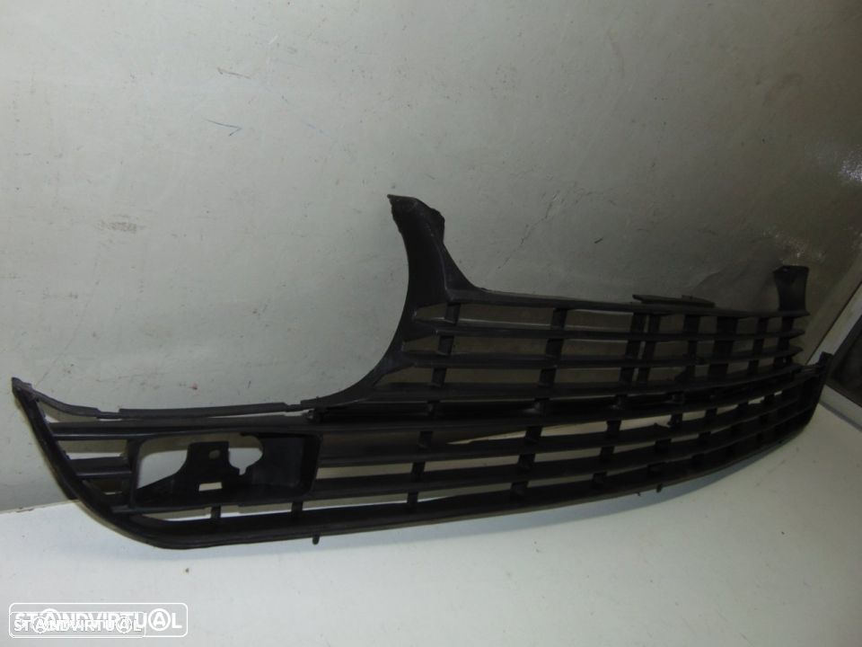 peugeot 204 - modelo de farol grande - 3