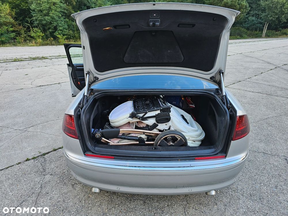 Audi A8 4.2 TDI Quattro - 13