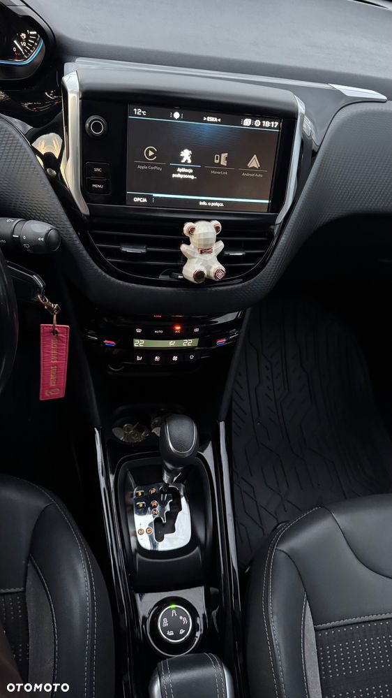 Peugeot 2008 - 13
