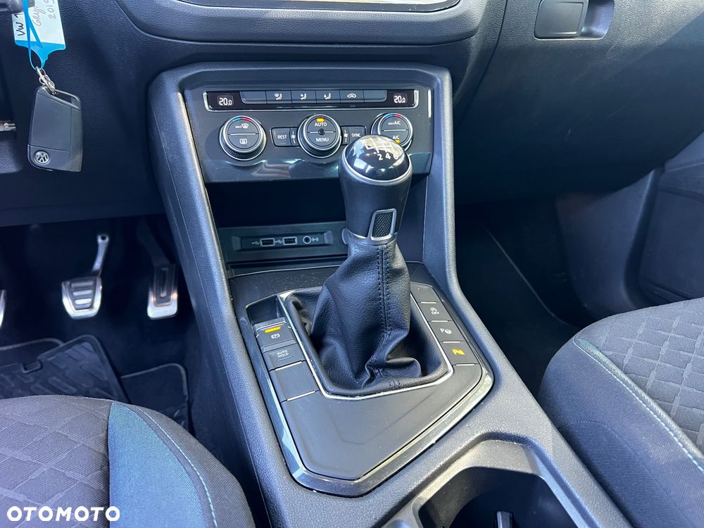 Volkswagen Tiguan - 25