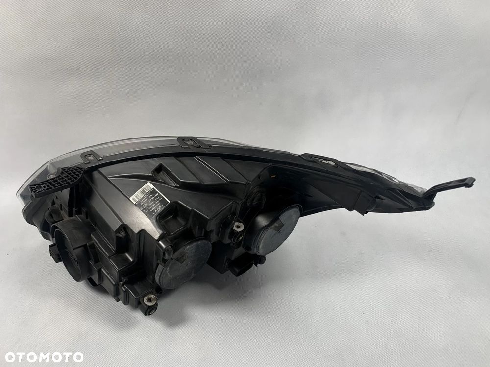 Ford Transit Tourneo Custom 12r Reflektor prawy lampa prawa 2012 - 2