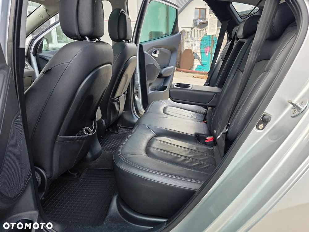 Hyundai ix35 2.0 CRDi 4WD Automatik Premium - 31