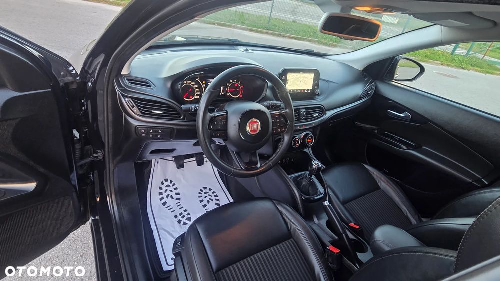 Fiat Tipo 1.4 T-Jet S-Design - 24