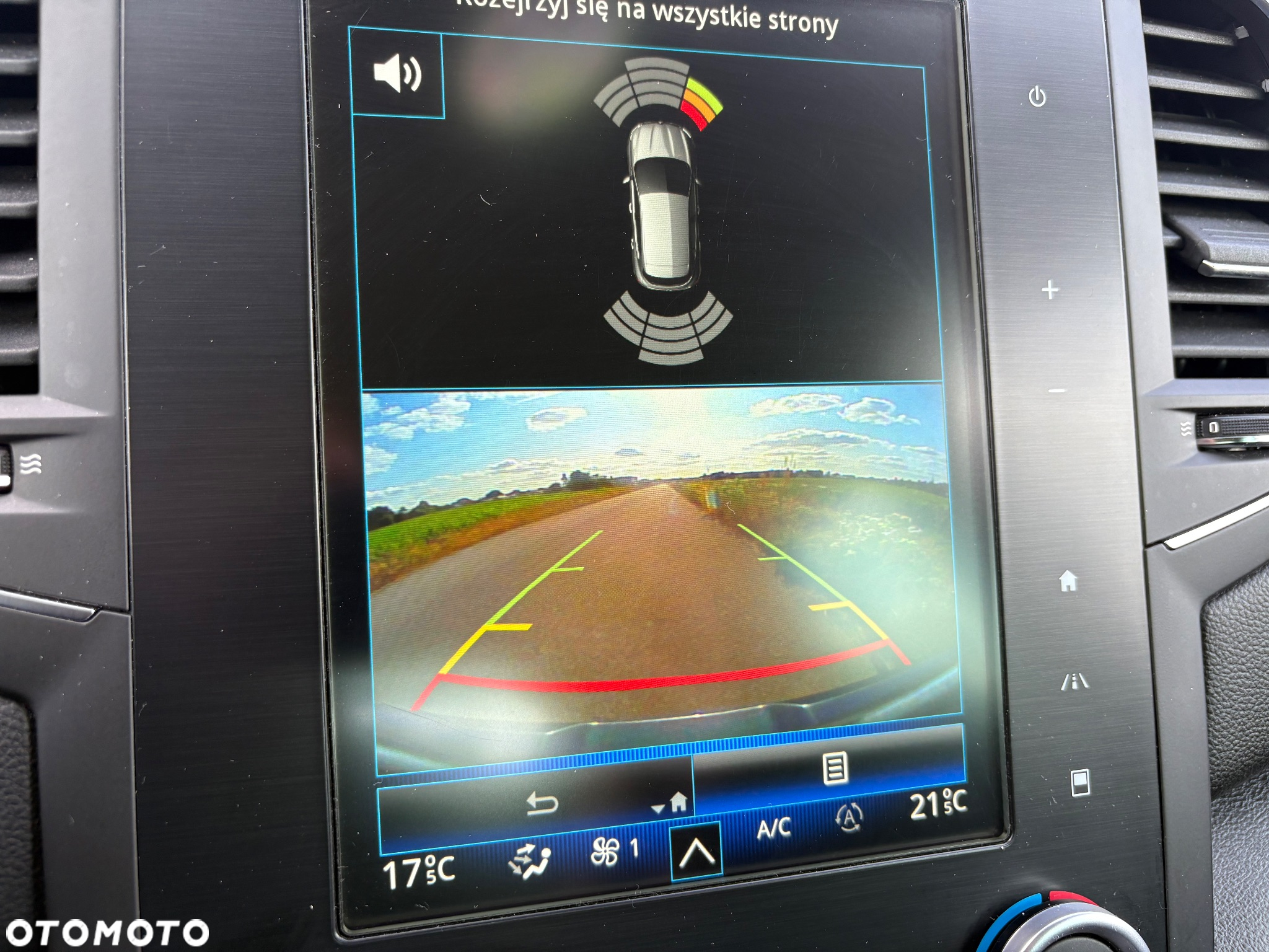Renault Megane ENERGY TCe 205 EDC GT - 15
