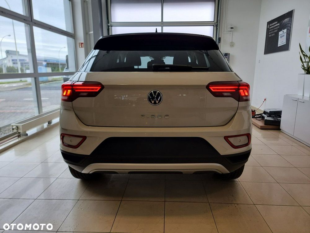 Volkswagen T-Roc - 6