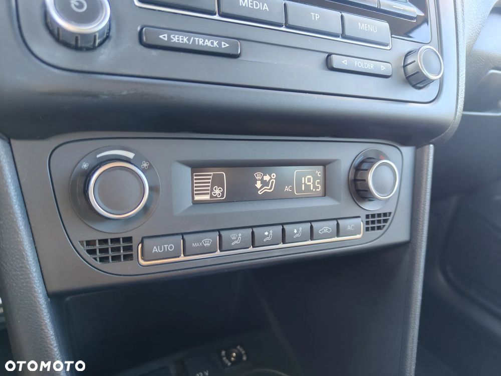 Volkswagen Polo - 14