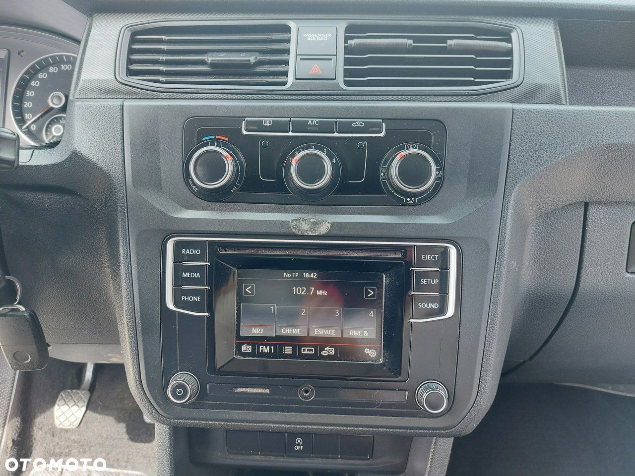 Volkswagen Caddy - 14