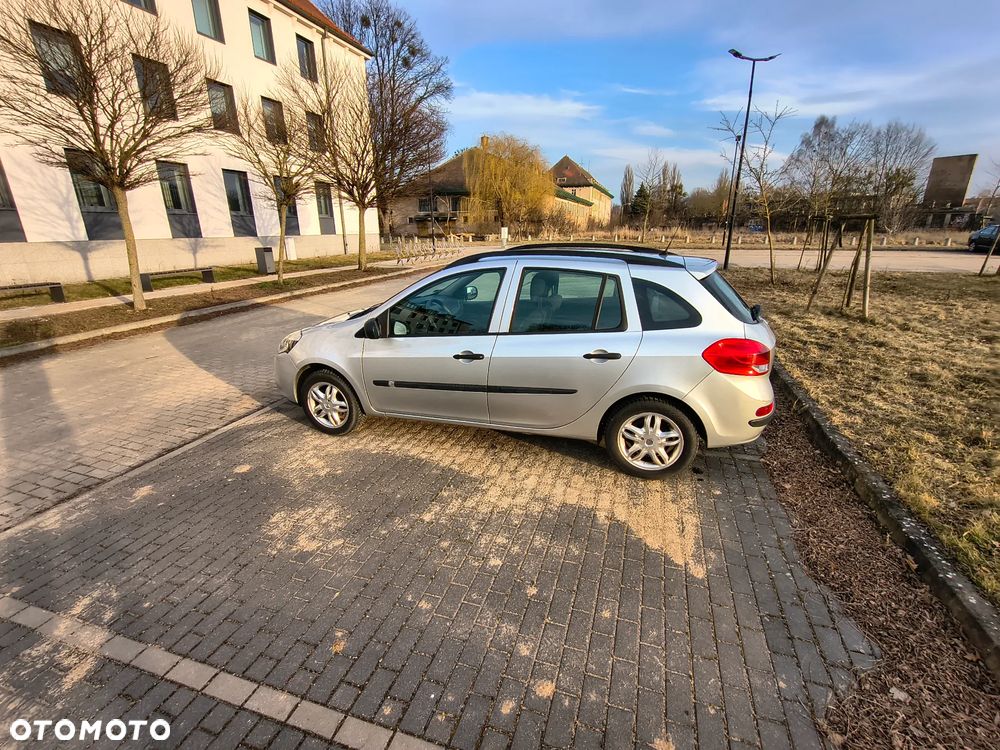Renault Clio 1.2 16V 75 Dynamique - 6