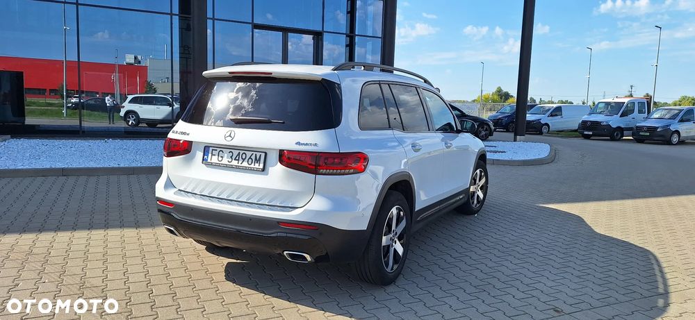 Mercedes-Benz GLB 200 d 4-Matic Progressive 8G-DCT