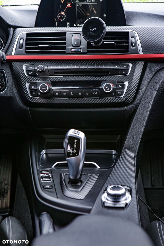 BMW Seria 3 318i Sport Line - 10