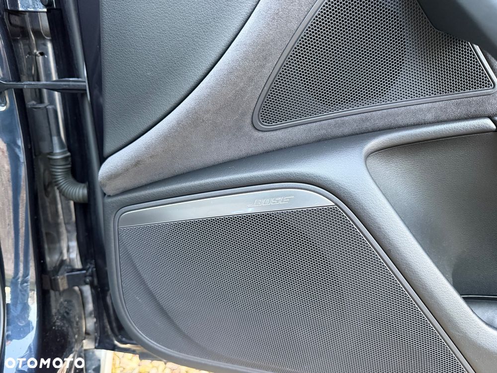 Audi A6 Allroad - 24