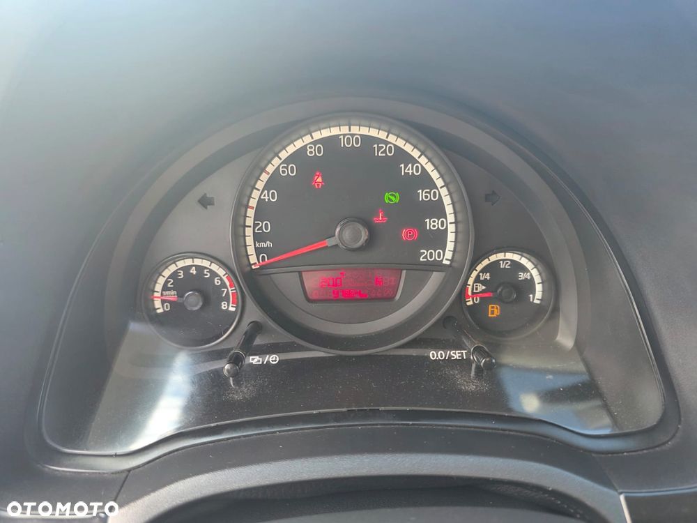 Volkswagen up! - 14