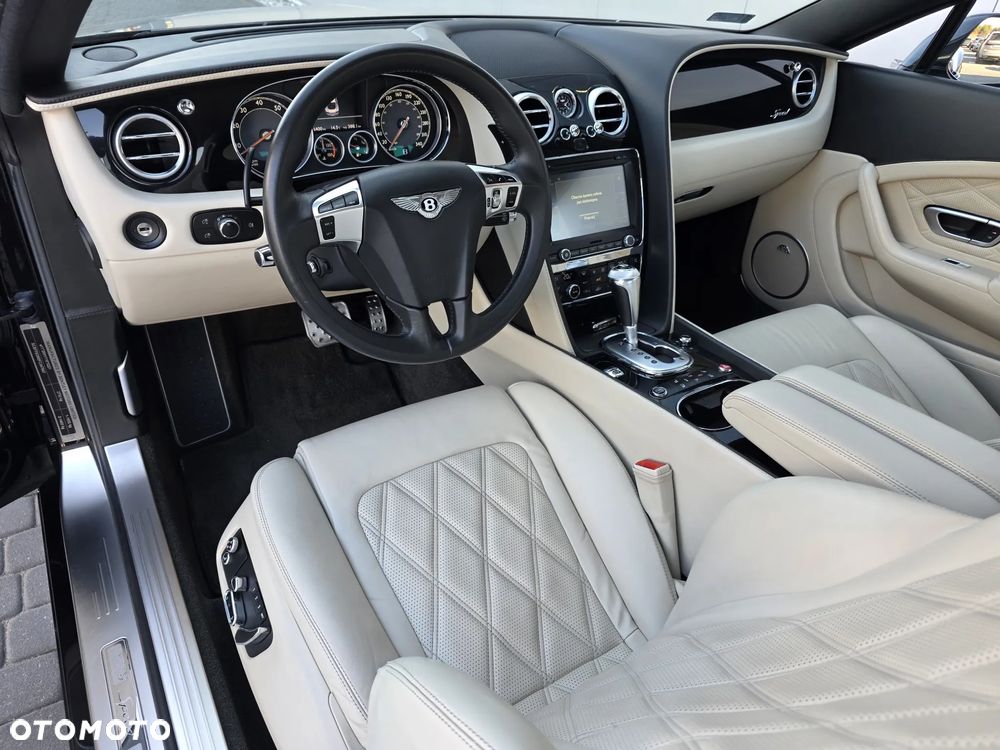 Bentley Continental GT - 12