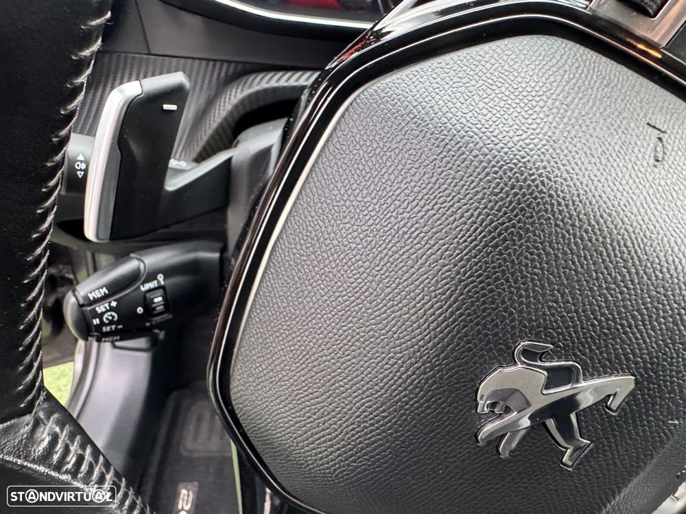 Peugeot 208 1.2 PureTech Allure Pack EAT8 - 19