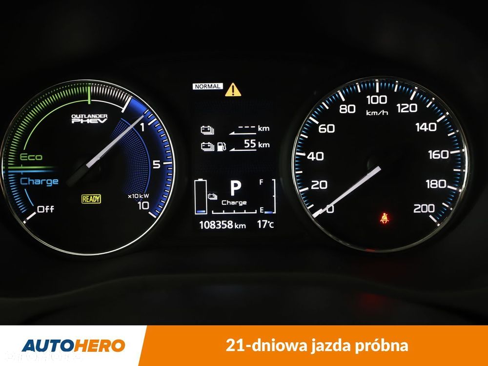Mitsubishi Outlander - 20