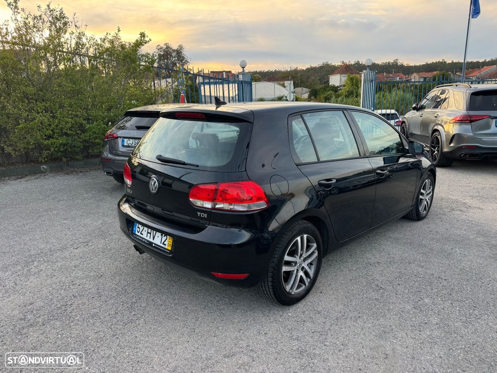 VW Golf 2.0 TDi Confortline - 47