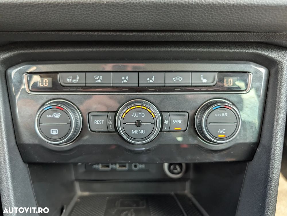 Volkswagen Tiguan 2.0 TDI 4Mot DSG Comfortline - 30