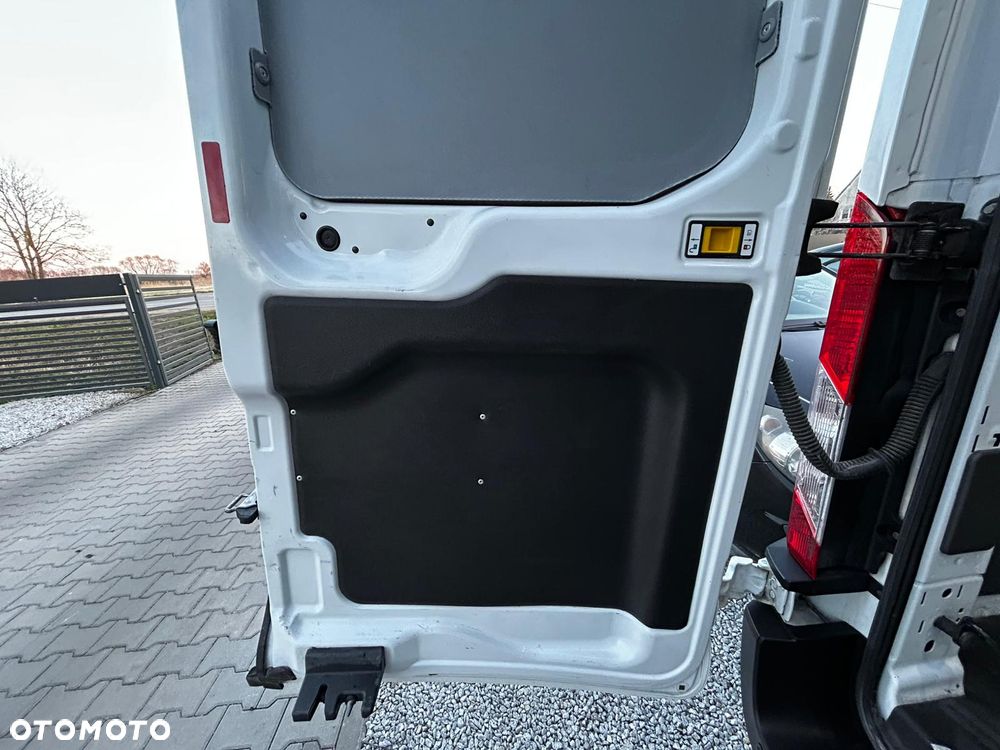 Ford Transit - 36
