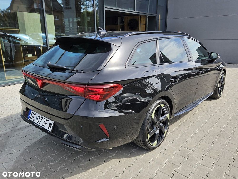 Cupra Leon Sportstourer 2.0 TSI 4Drive DSG - 5