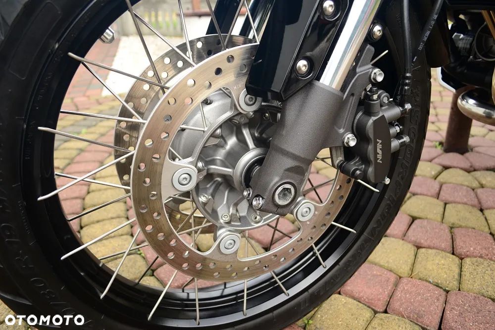 Honda VFR - 32