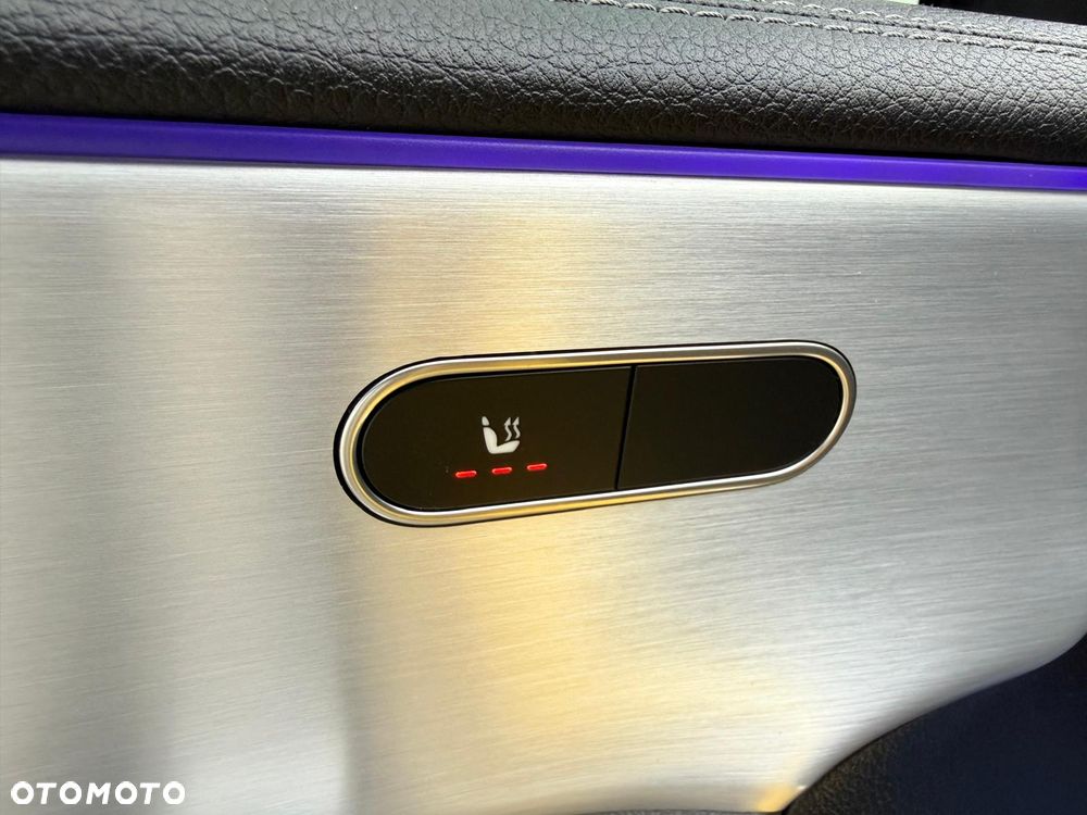 Mercedes-Benz Klasa A 200 7G-DCT AMG Line - 20