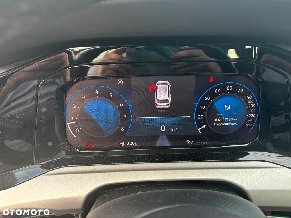 Volkswagen Golf VIII 1.5 TSI EVO Life - 9