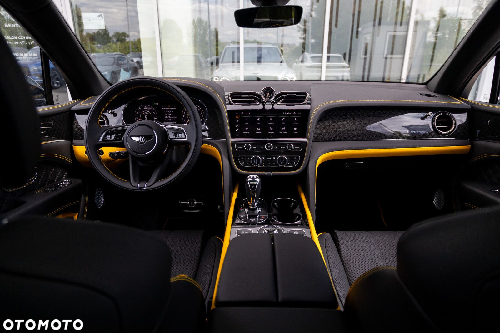 Bentley Bentayga - 19