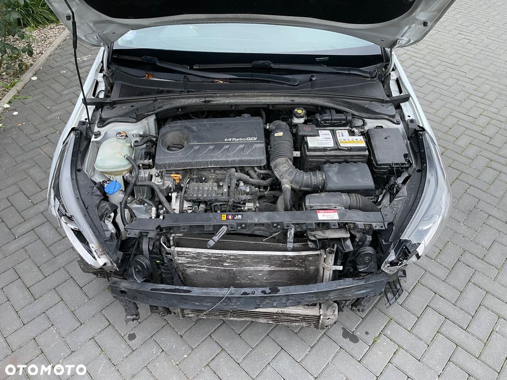 Kia Ceed 1.4 T-GDI DCT OPF Spirit - 8