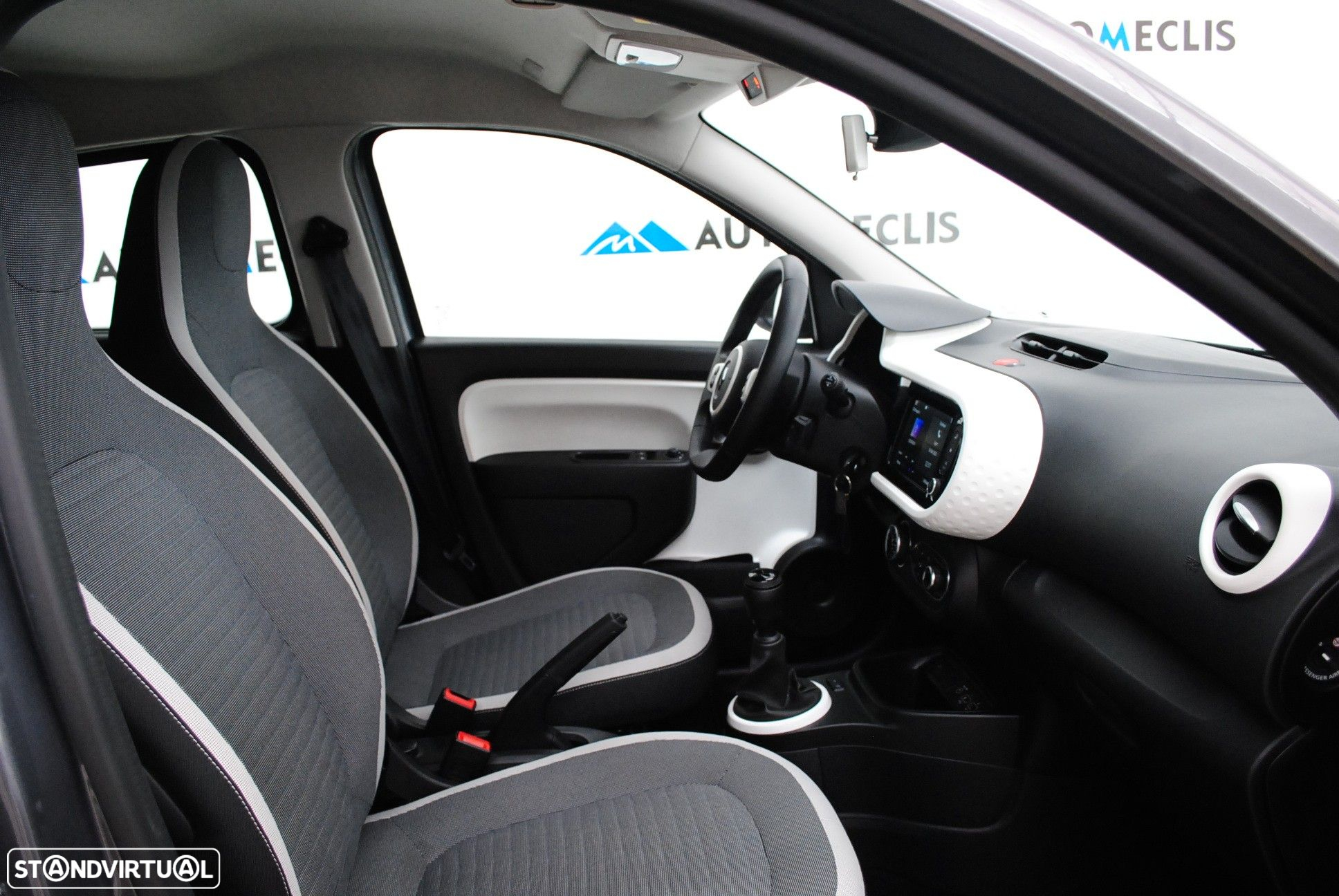 Renault Twingo 1.0 SCe Equilibre - 19