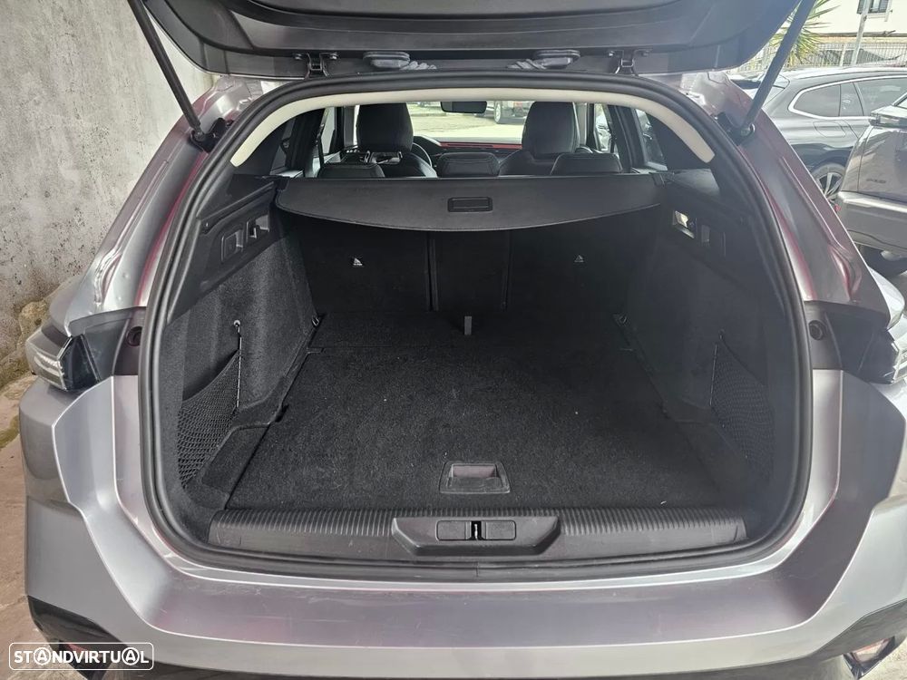Peugeot 308 SW 1.2 PureTech Allure Pack EAT8 — fotografia 19