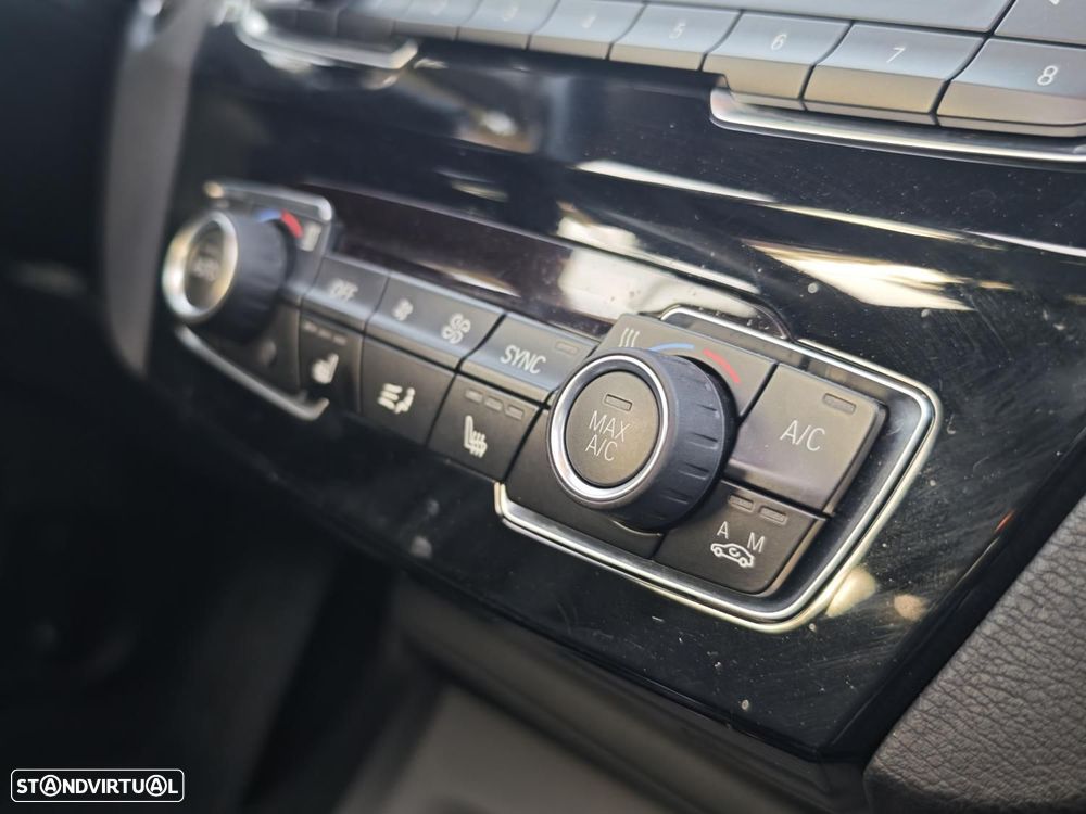 BMW X1 18 d sDrive Auto - 35