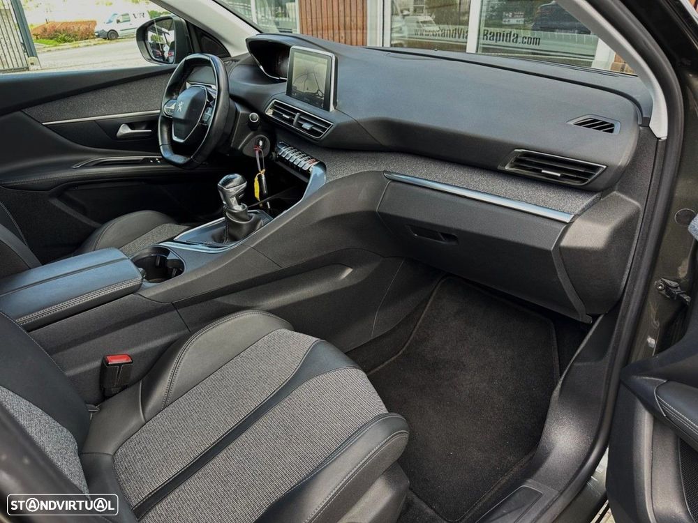 Peugeot 3008 1.5 BlueHDi Allure - 17