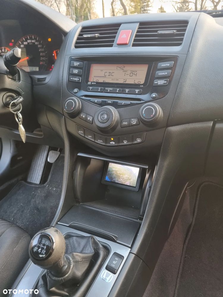 Honda Accord 2.0 i Executive - 8