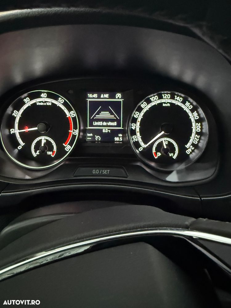 Skoda Fabia 1.0 TSI Selection - 17