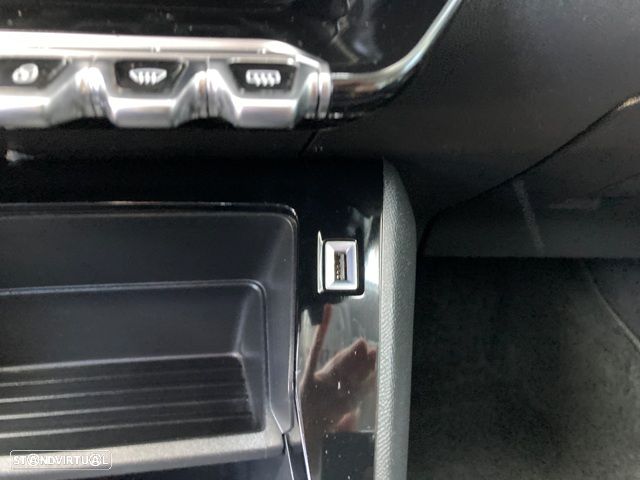 Peugeot 208 1.2 PureTech Allure - 25