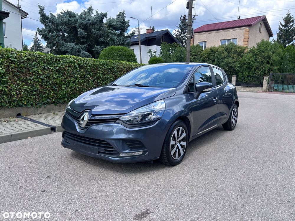 Renault Clio - 8