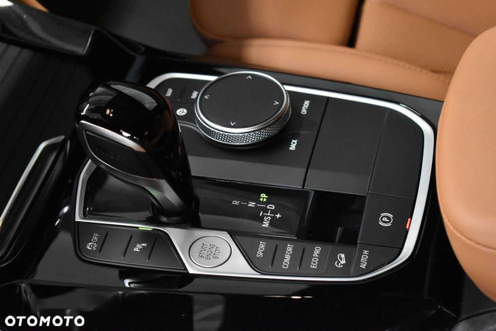 BMW X4 xDrive20i mHEV M Sport sport - 17