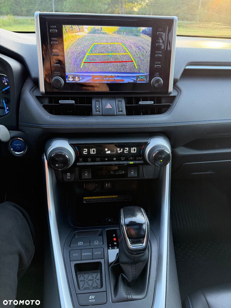 Toyota RAV4 Hybrid Selection 4x2 - 11