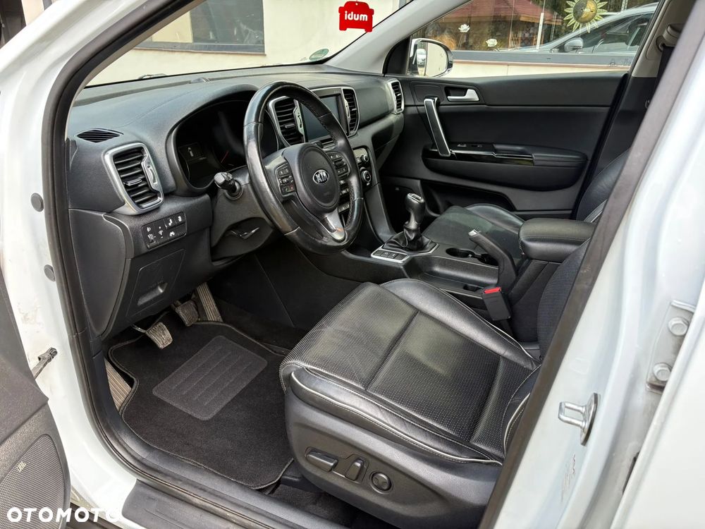 Kia Sportage 1.7 CRDI 2WD ISG Dream-Team Edition - 8