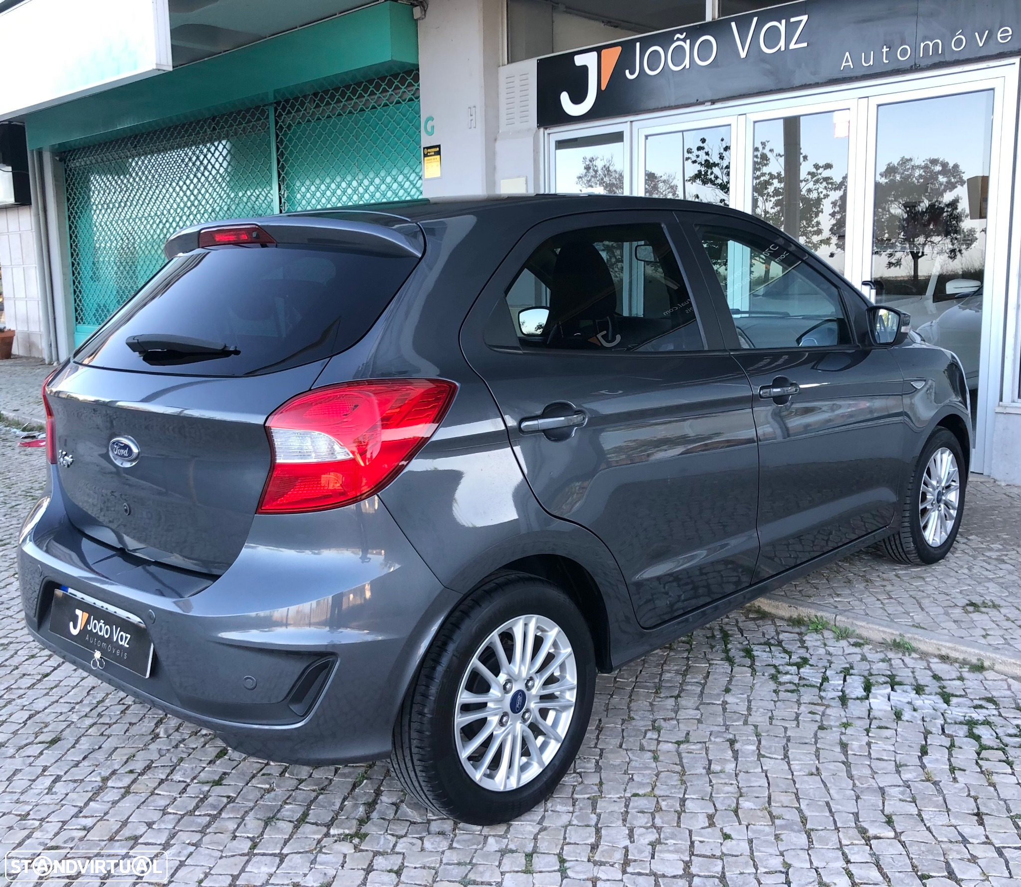 Ford KA+ 1.19 Ti-VCT Active - 6