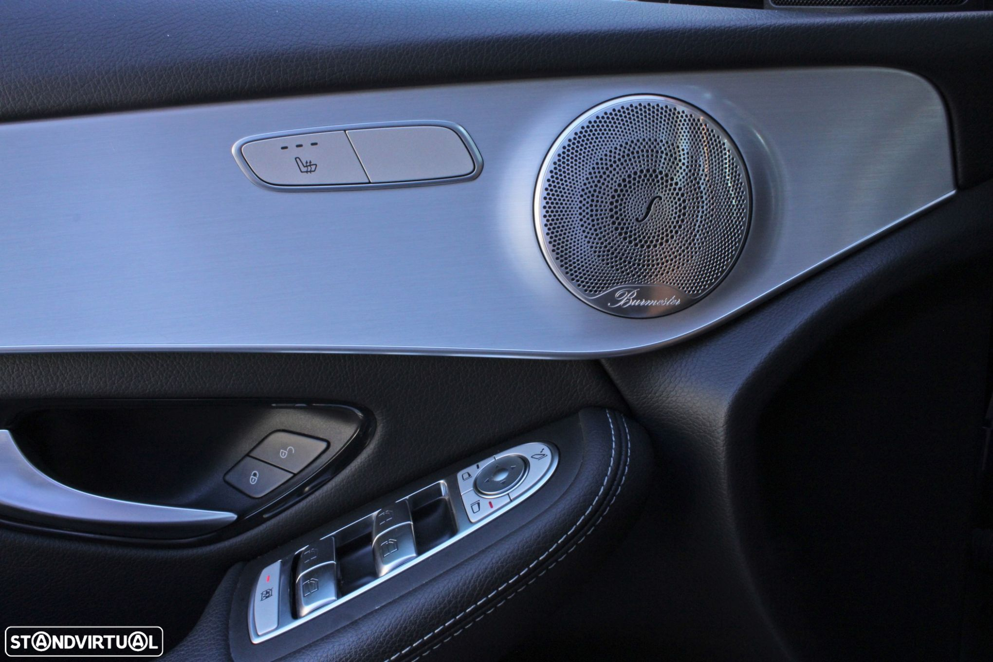 Mercedes-Benz GLC 300 de 4Matic - 18