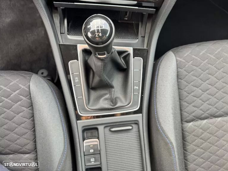 VW Golf 1.6 TDI SCR Join - 17