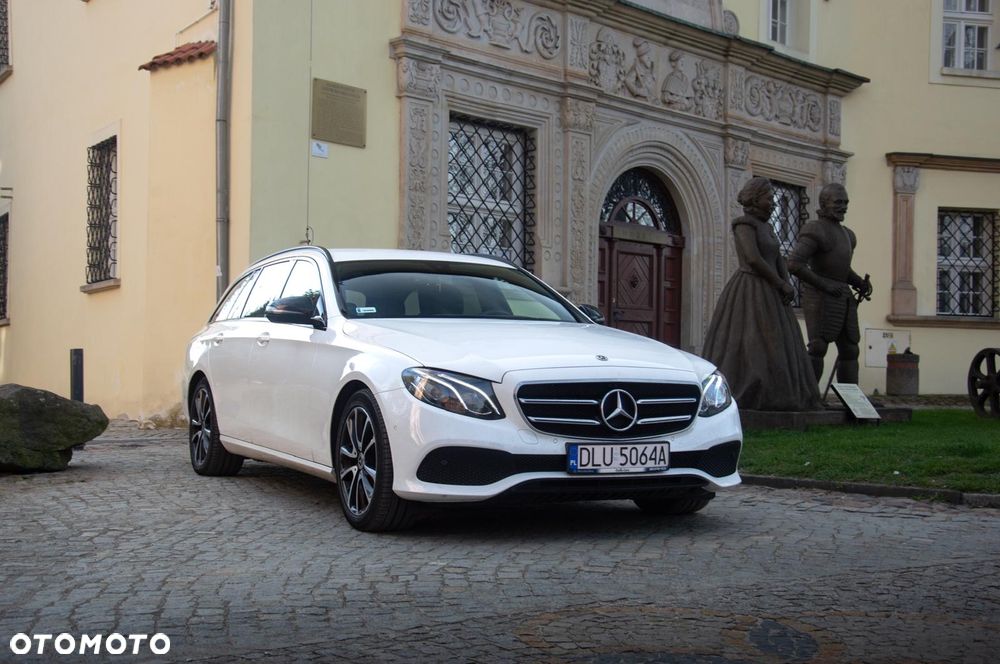 Mercedes-Benz Klasa E - 1