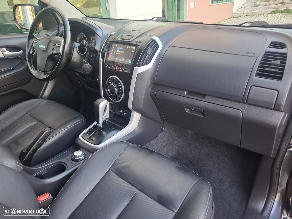 Isuzu D-Max 4x4 Cabine Dupla Auto Premium - 41