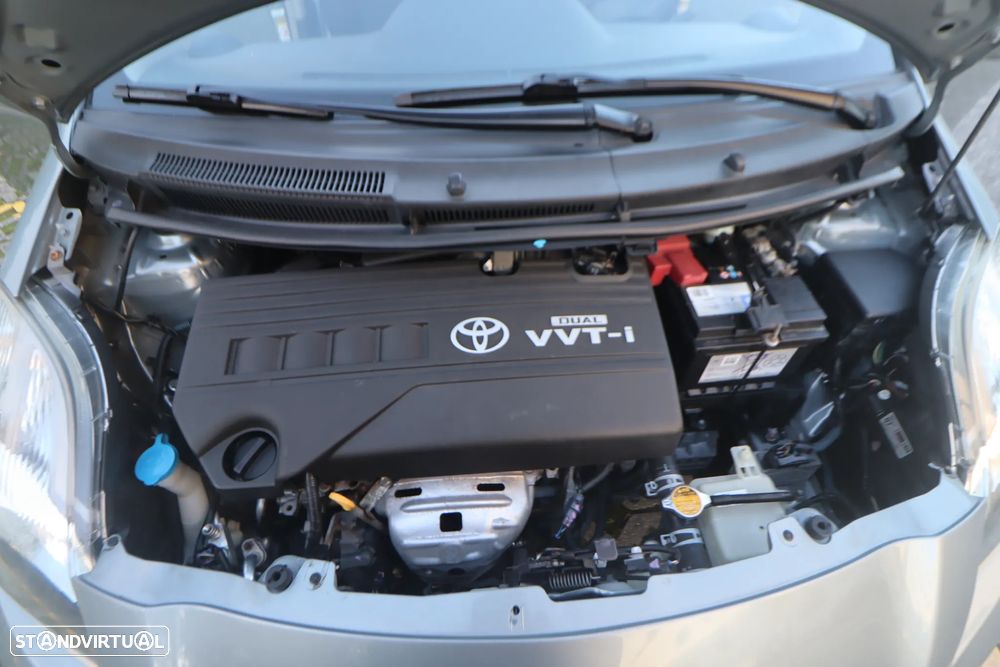 Toyota Yaris 1.3 VVT-i Sol High Pack VSC+TRC - 56