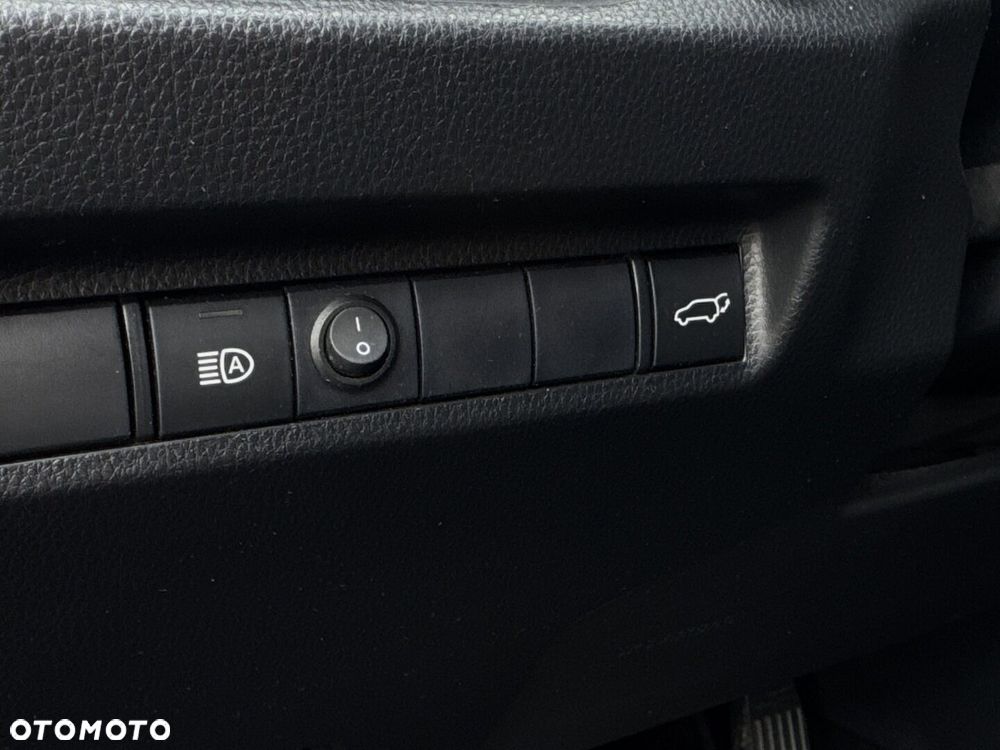 Toyota RAV4 2.5 Hybrid Comfort 4x2 - 30