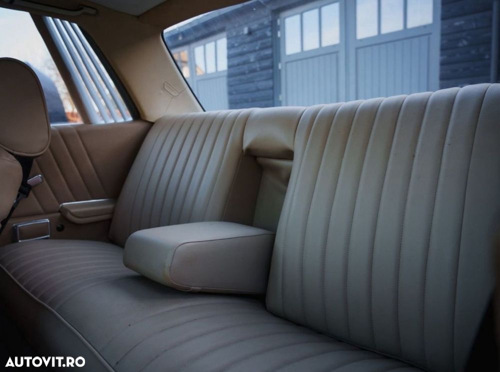Mercedes-Benz SLC - 19