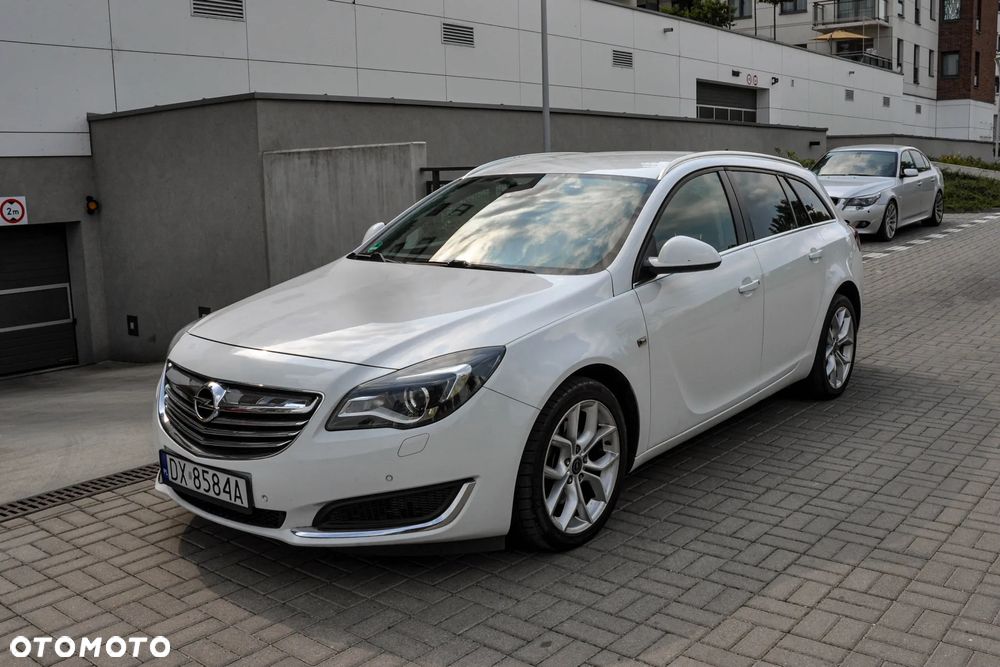Opel Insignia - 1