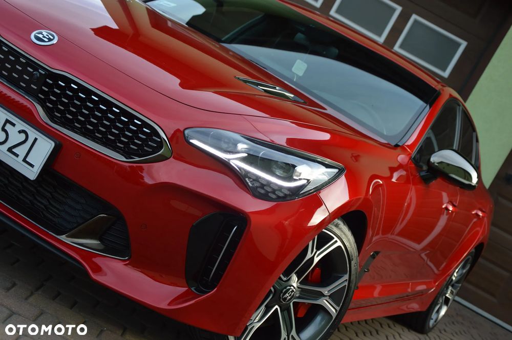 Kia Stinger 3.3 T-GDI V6 GT AWD - 2