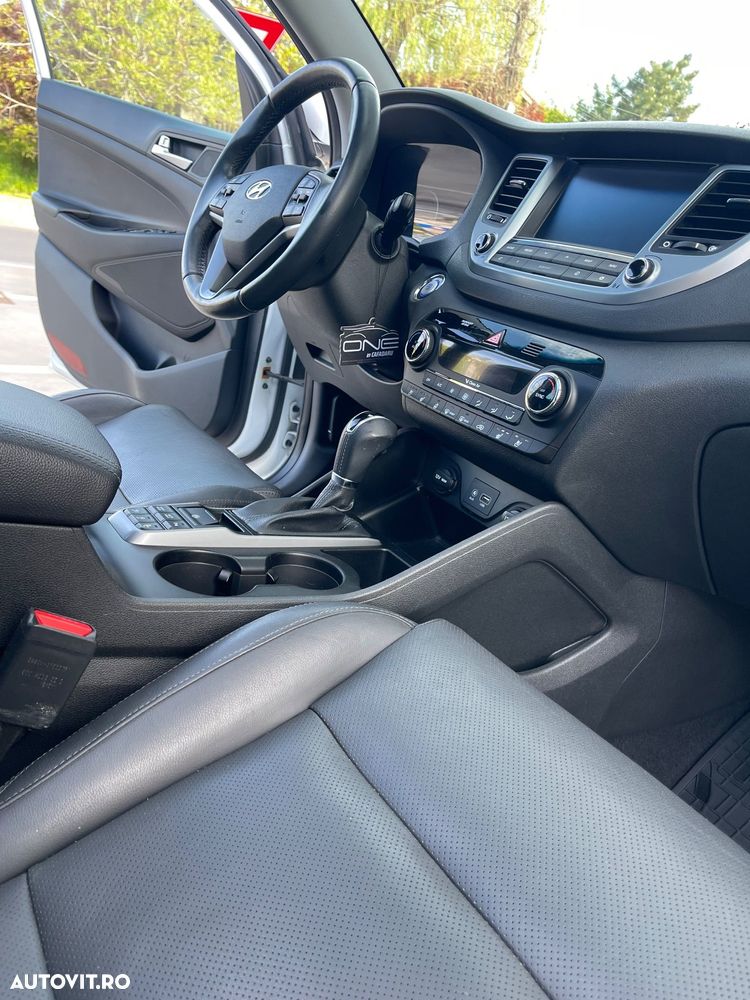 Hyundai Tucson blue 1.7 CRDi 2WD DCT Premium - 16